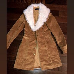 CAMEL CORDUROY COAT